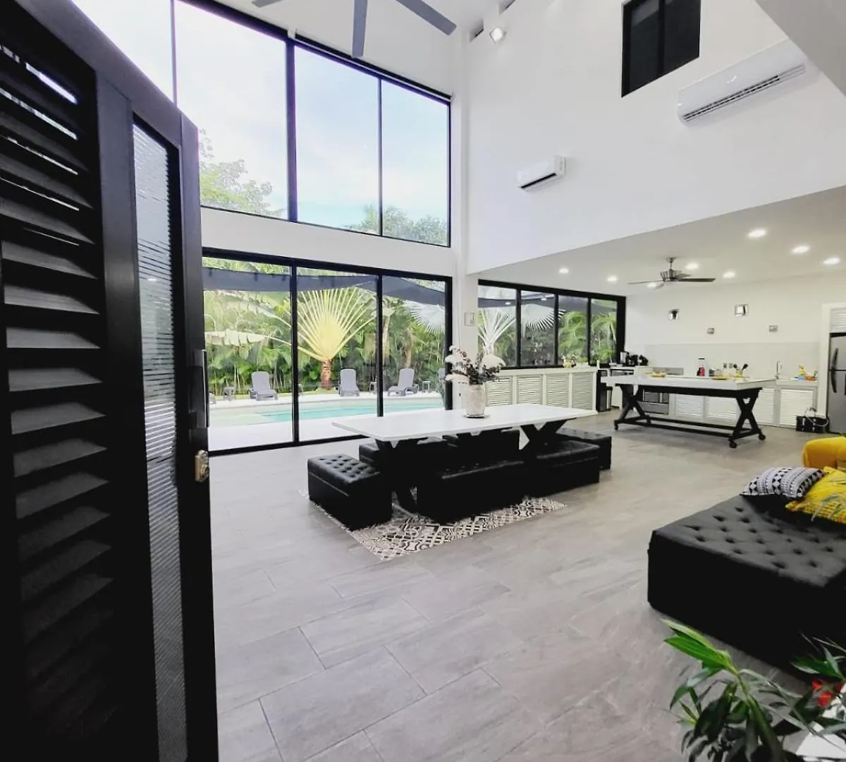 Celebre Villa Venus Playacar - 24 Pax Playa del Carmen México