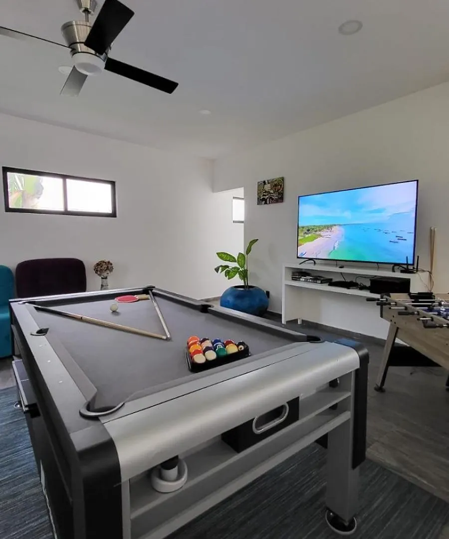 Celebre Villa Venus Playacar - 24 Pax Playa del Carmen