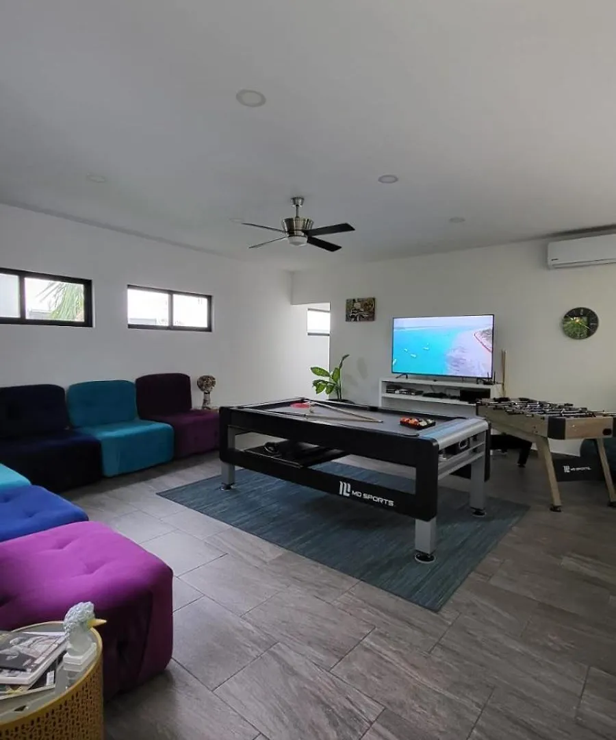 Celebre Villa Venus Playacar - 24 Pax Playa del Carmen